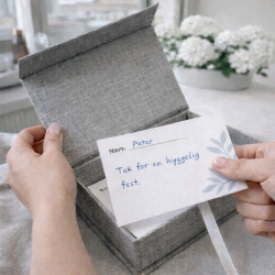 Personlig G�stebox - En hilsen fra din g�ster