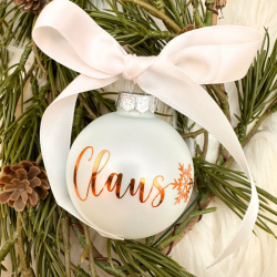 Julekugle i glas, med navn - Leveres med bnd og ske