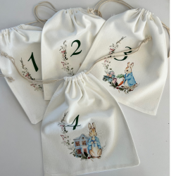 Adventskalender - Bomuldsposer med motiv og navn